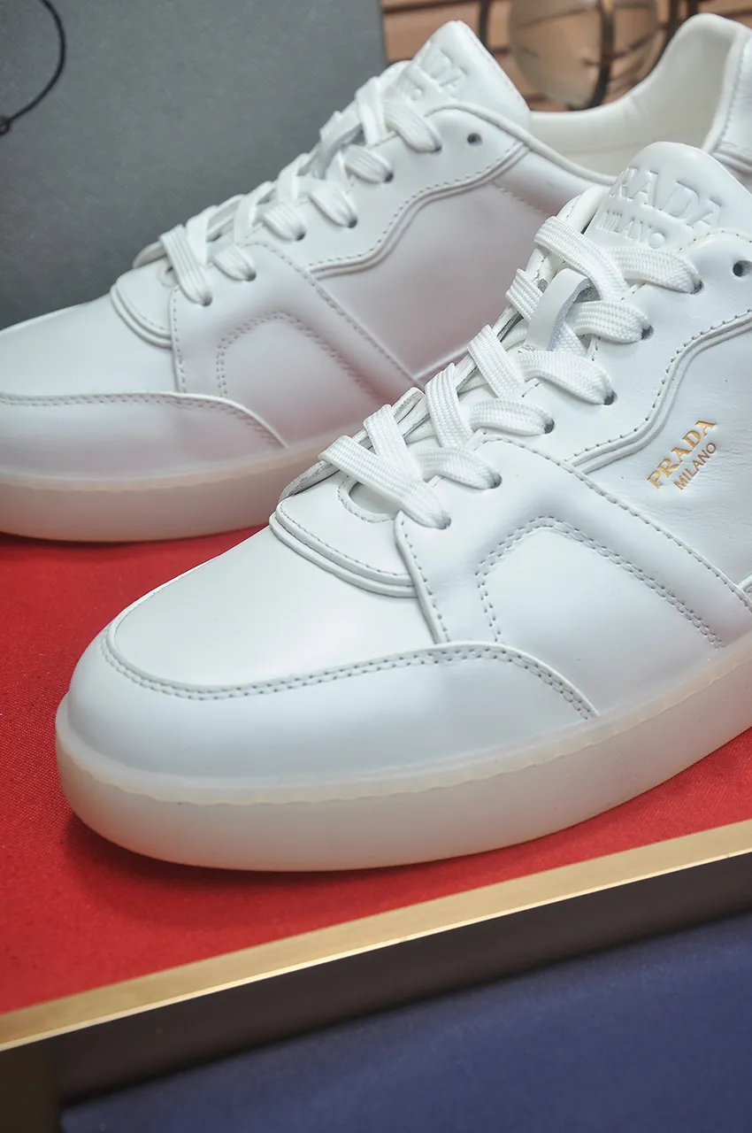 Men's shoes 💰580💶 [PRADA] Top original items, new seasonal styles, high-quality original items, top-grade high-mercerized cowhide combined with original breathable fabric + imported glue, imported stretch fabric inside with original cowhide feet, original thick outsole! Quality guaranteed! Code 38-45 (45 customized)